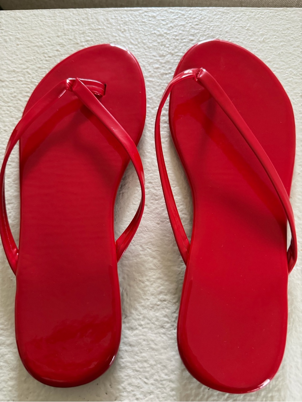 Women’s Red Flip Flop Sandals — Simple Everyday Comfort